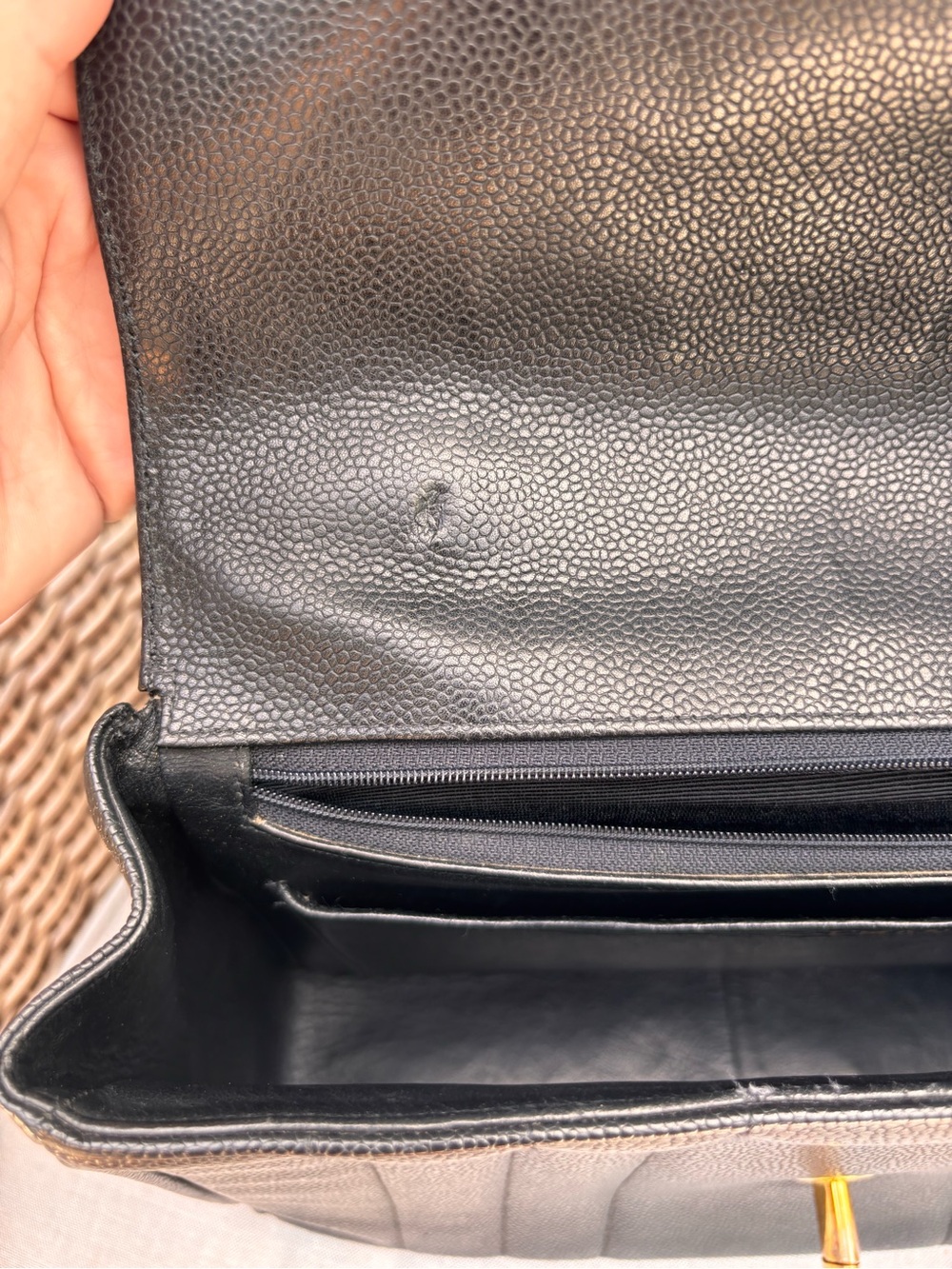 Authentic CHANEL vintage caviar leather top handle Kelly satchel bag - Picture 13 of 16